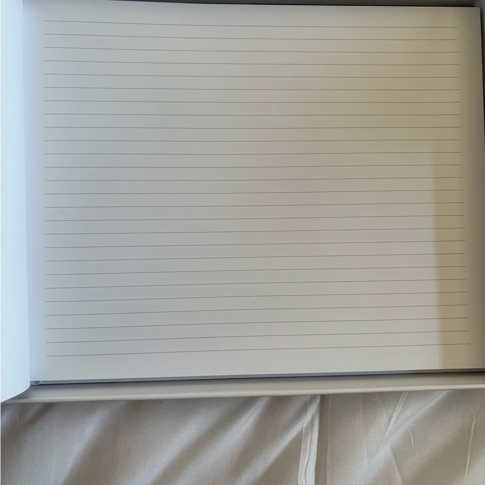 Glass wedding card box with Guest Book - Picture 8 of 9